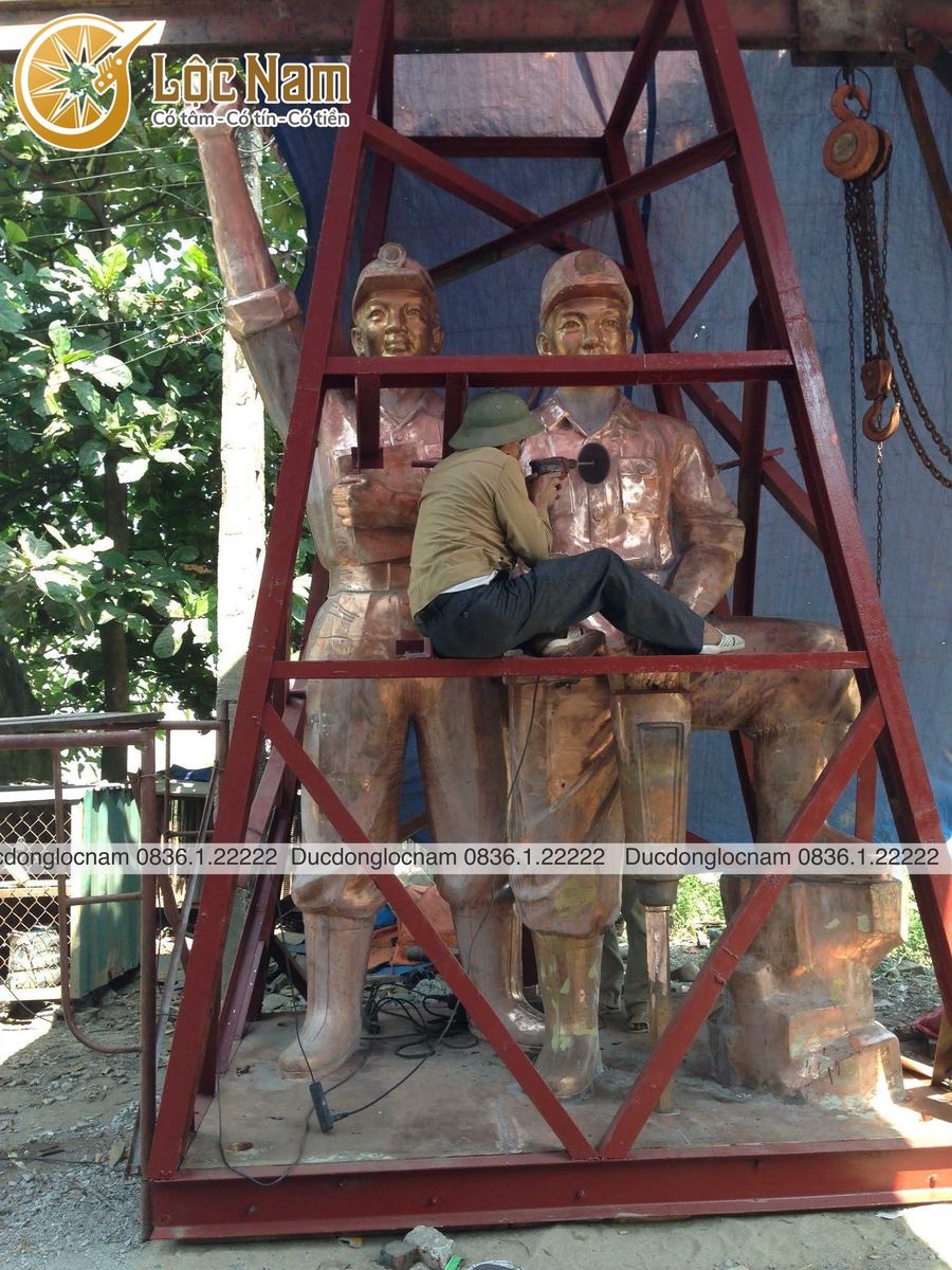 Đúc Tượng Truyền Thần Người Thợ Mỏ Tại Công Ty Than Hà Lầm – TKV Quảng Ninh - Ảnh chi tiết 6