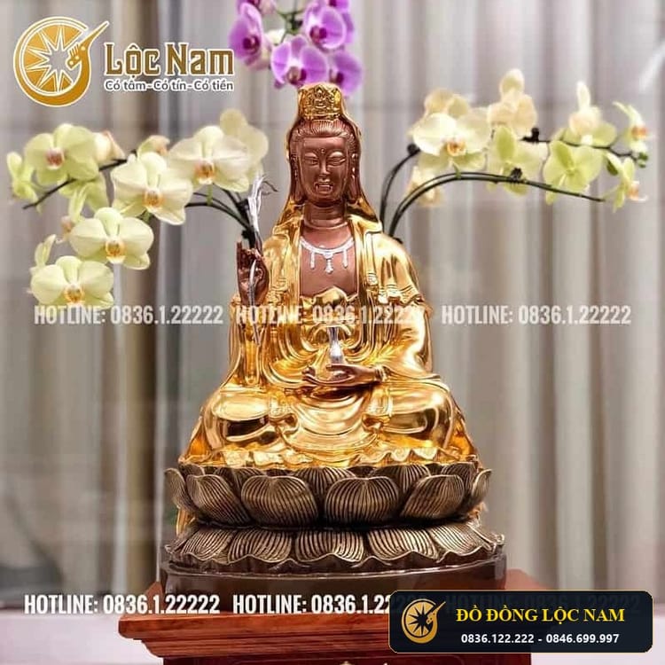 Tượng Quan Âm Bồ Tát