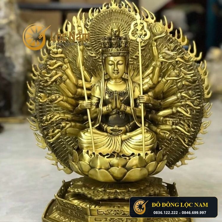 Tượng Thiên Thủ Thiên Nhãn 42cm Bằng Đồng Vàng