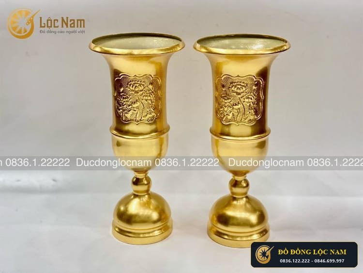 Ống hương bằng đồng