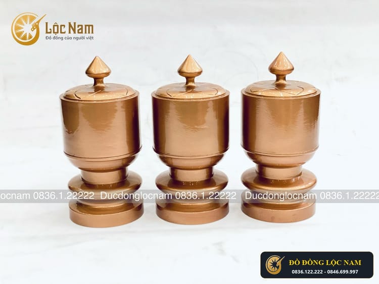 Bộ Đài Thờ Bằng Đồng Đỏ Màu Mộc