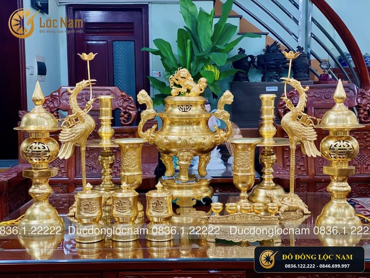 Bộ Đồ Thờ Đầy Đủ Bằng Đồng Catut Dát Vàng 24K Cao 70cm