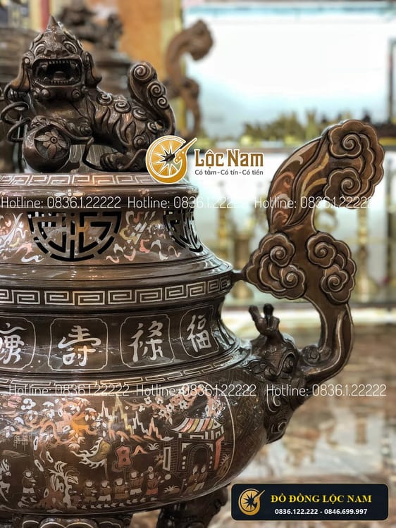 Đỉnh Tai Mây Đồng Đỏ Khảm Tam Khí Cao 1m1 góc chụp 2