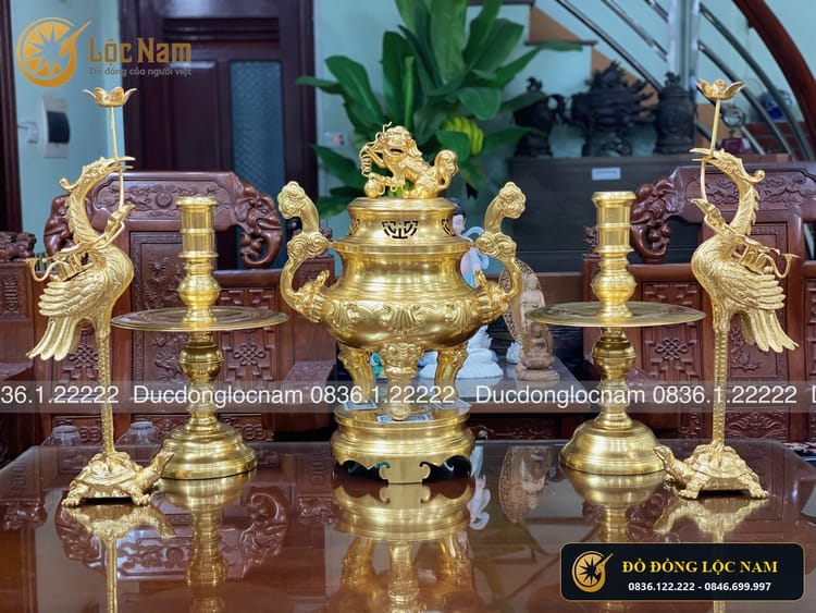 Đỉnh Thờ Bằng Đồng Ngũ Sự Cao 70cm Dát Vàng 24K