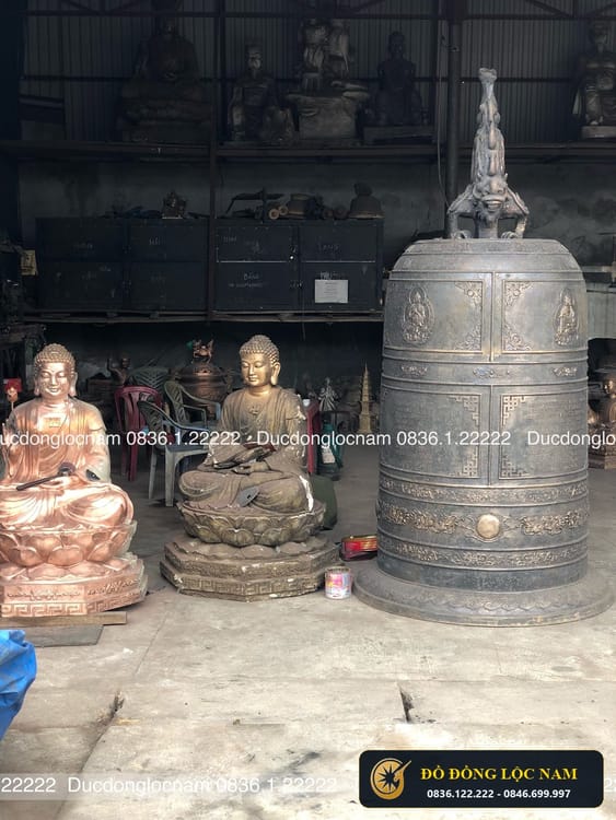 Đúc Chuông Đồng Đại Hồng Chung 1500Kg Cho Nhà Chùa góc chụp 1