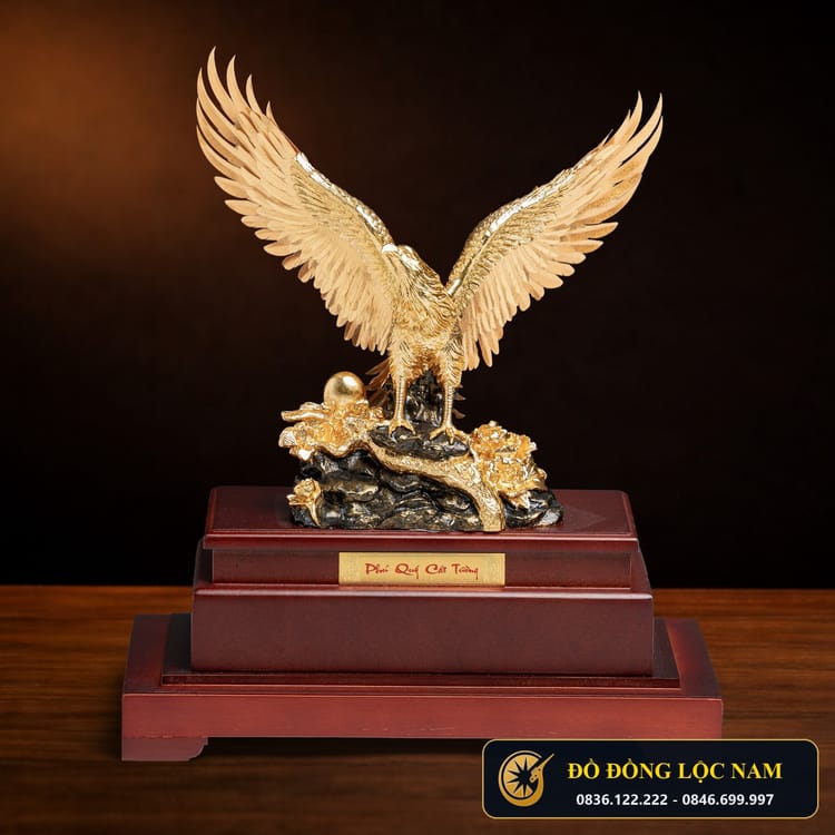 Tượng Đại Bàng Tung Cánh Dát Vàng 24K Uy Phong