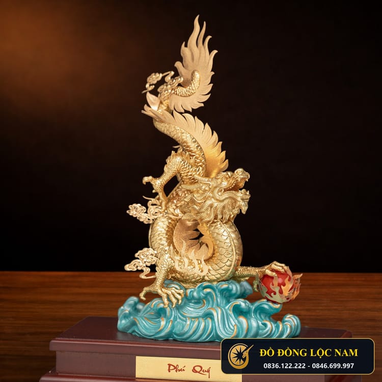 Mô Hình Rồng Thăng Long Mạ Vàng 24K Đế Pha Lê Xanh góc chụp 1
