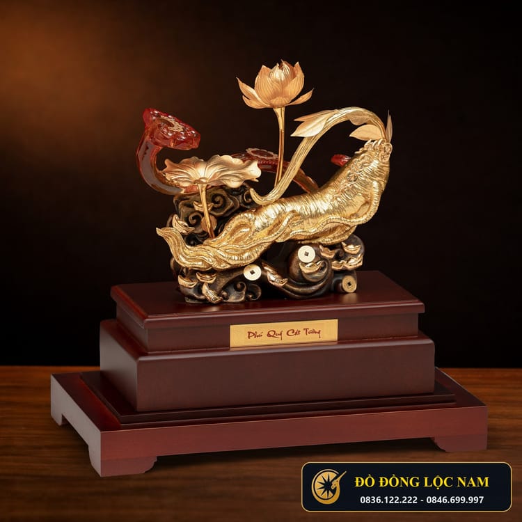 Mô Hình Củ Nhân Sâm Mạ Vàng 24K Trường Thọ Phúc Lộc góc chụp 2