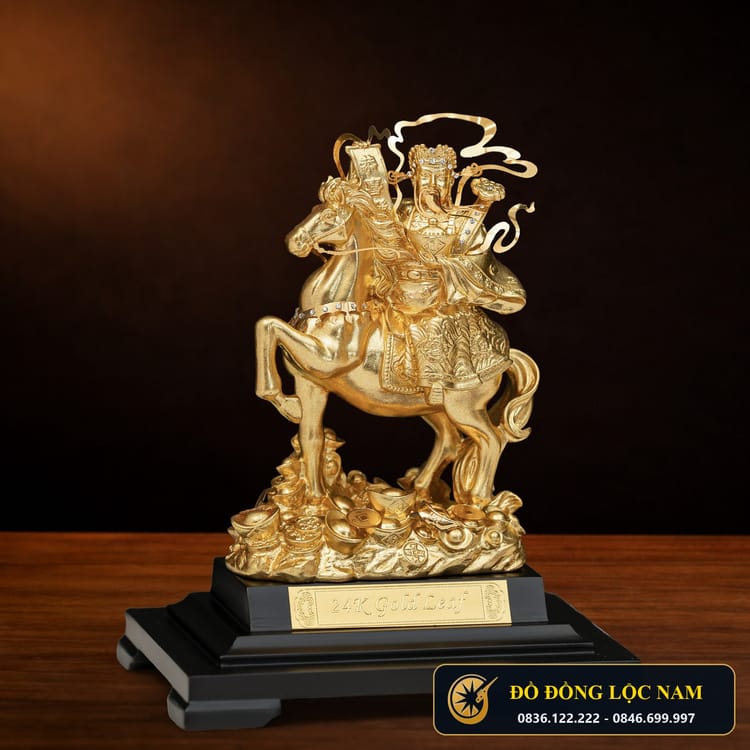 Tượng Ngựa Thần Tài Phi Nước Đại Mạ Vàng 24K góc chụp 2