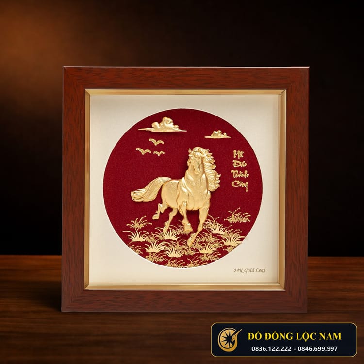 Tranh Mã Đáo Thành Công Mạ Vàng 24K Phong Thủy góc chụp 1