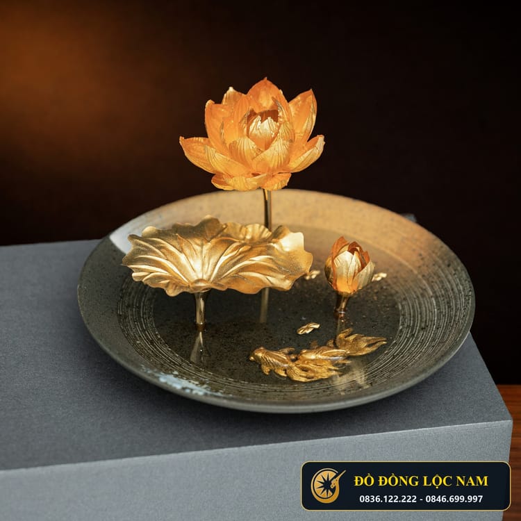Đĩa Đồng Hoa Sen Dát Vàng Quà Tặng Lưu Niệm