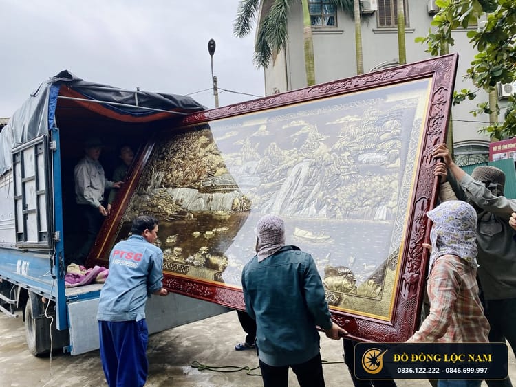 Tranh Sơn Thủy Hữu Tình Bằng Đồng 3m x 2m Mạ Bạc góc chụp 1