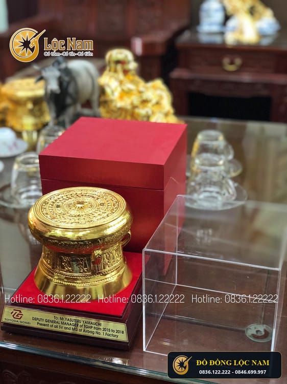 Quả Trống Đồng Mạ Vàng - Quà Tặng Lý Tưởng Cho Doanh Nghiệp góc chụp 2