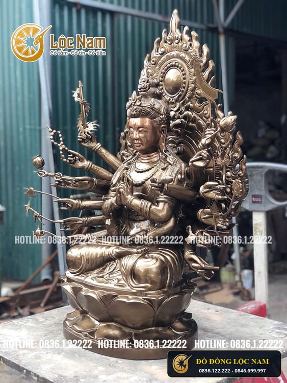 Tượng Đồng Chuẩn Đề Đúc Cho Nhà Chùa Cao 95cm góc chụp 2