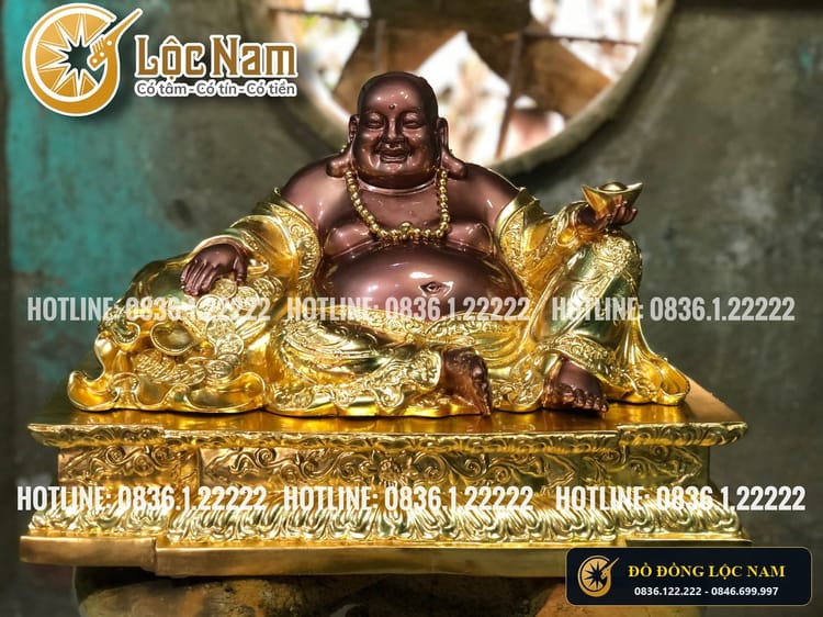 Tượng Đồng Di Lặc Ngồi Tựa Bao Tiền Dát Vàng 9999 Kích Thước 34x48cm