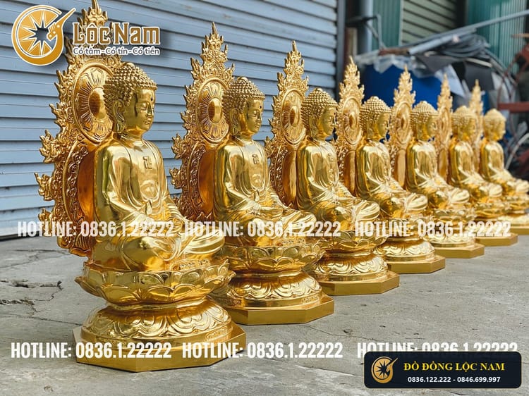 Tượng Dược Sư Bằng Đồng Dát Vàng 9999 Cao 68cm góc chụp 1