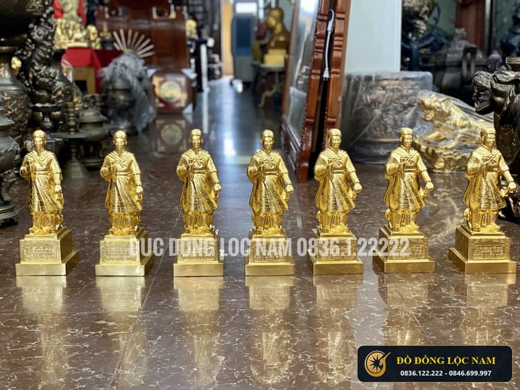 Tượng Trần Hưng Đạo Mạ Vàng Cao 38cm góc chụp 2