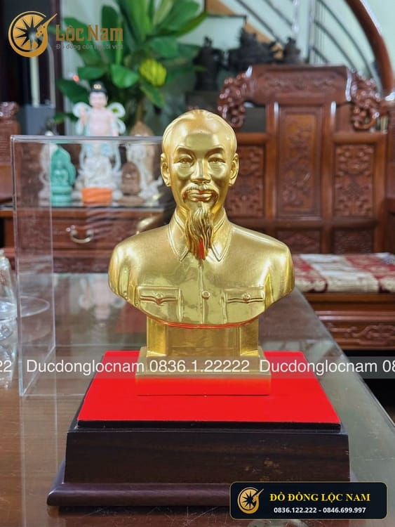 Tượng bác hồ bán thân bằng đồng cao 22cm dát vàng góc chụp 2
