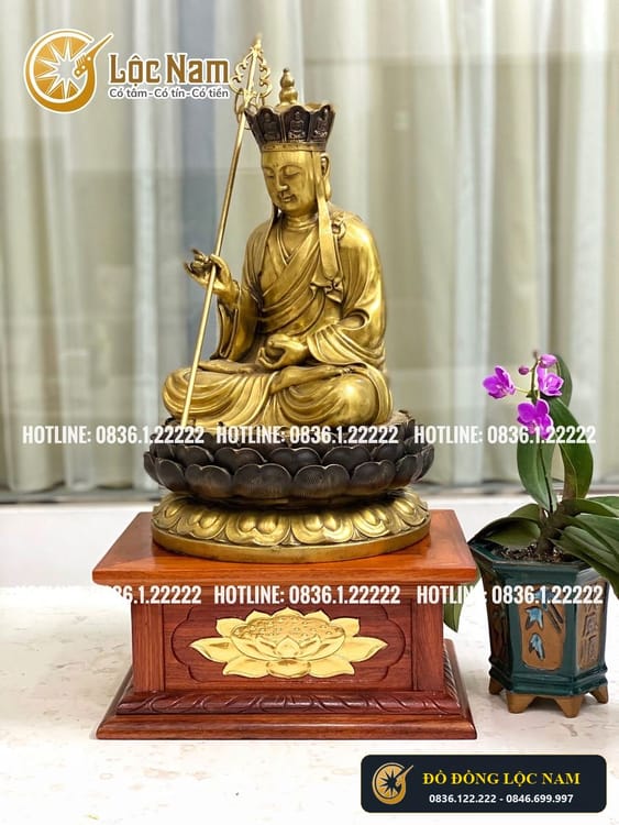 Tượng Địa Tạng Vương Bồ Tát Bằng Đồng Cao 45cm góc chụp 1