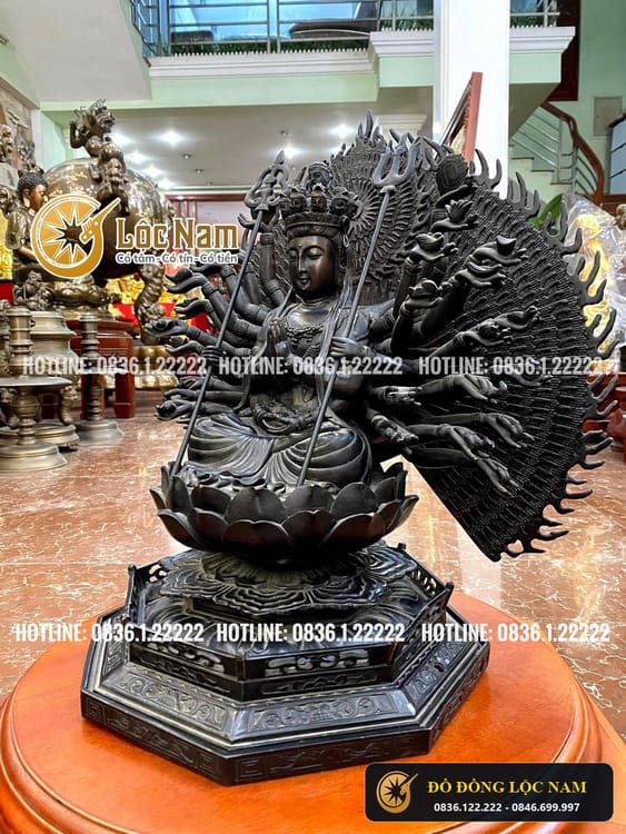 Tượng Thiên Thủ Thiên Nhãn Bằng Đồng Cao 48cm góc chụp 2