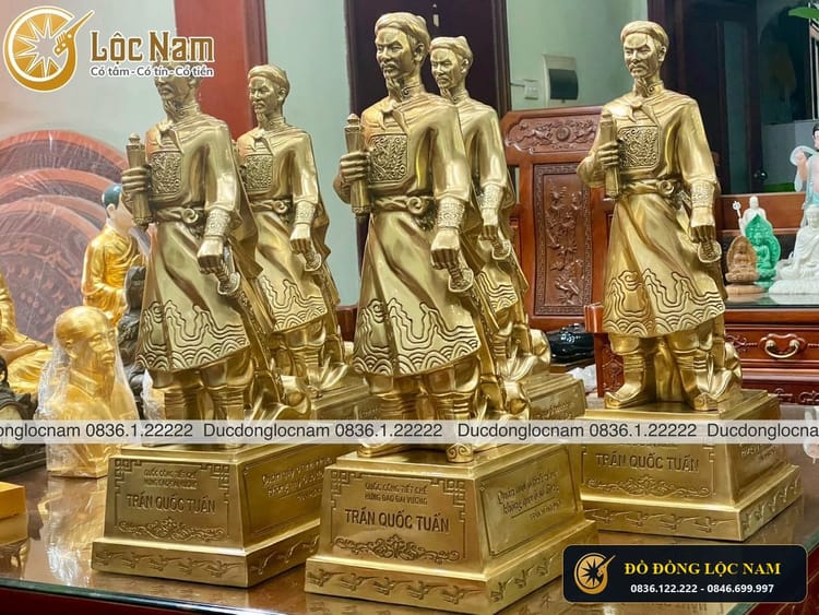 Tượng trần quốc tuấn bằng đồng làm màu cao 50cm